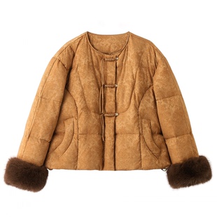 新中式国风短款羽绒服女冬2025新款高端洋气提花盘扣加厚保暖外套