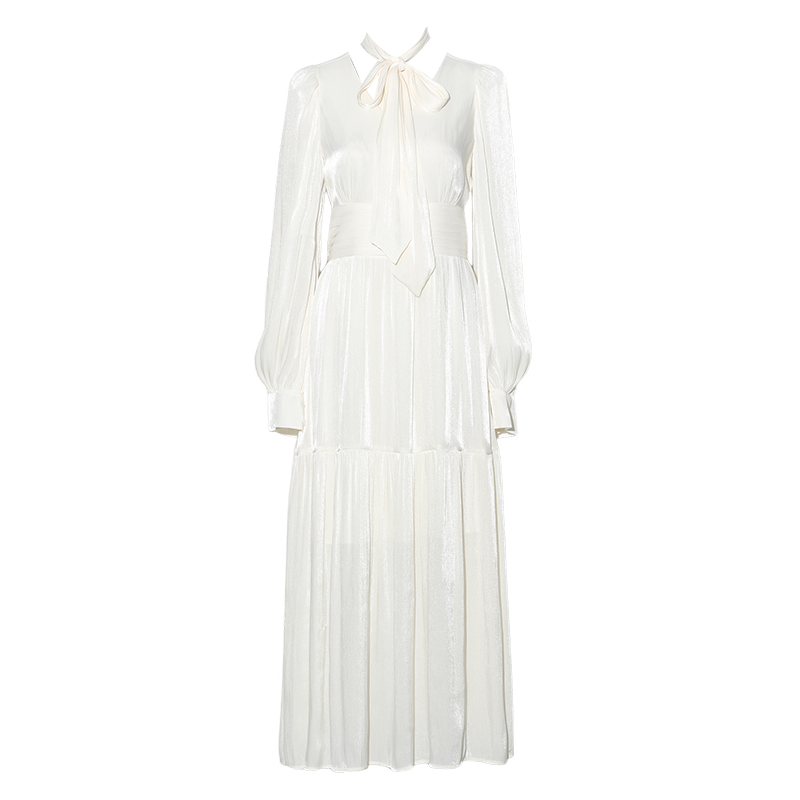 DPLAY2025秋季气质法式白色连衣裙女独特飘带沙滩裙子长袖长裙