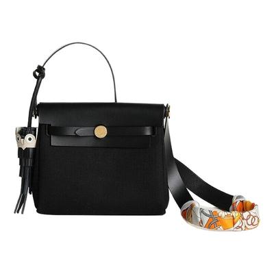 真皮拼接帆布斜挎女包