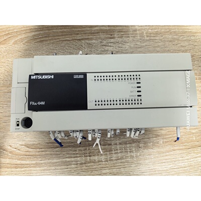 可维修议价  PLCFX3U64MTESA拆机成色不错功能正常64点AC100240V
