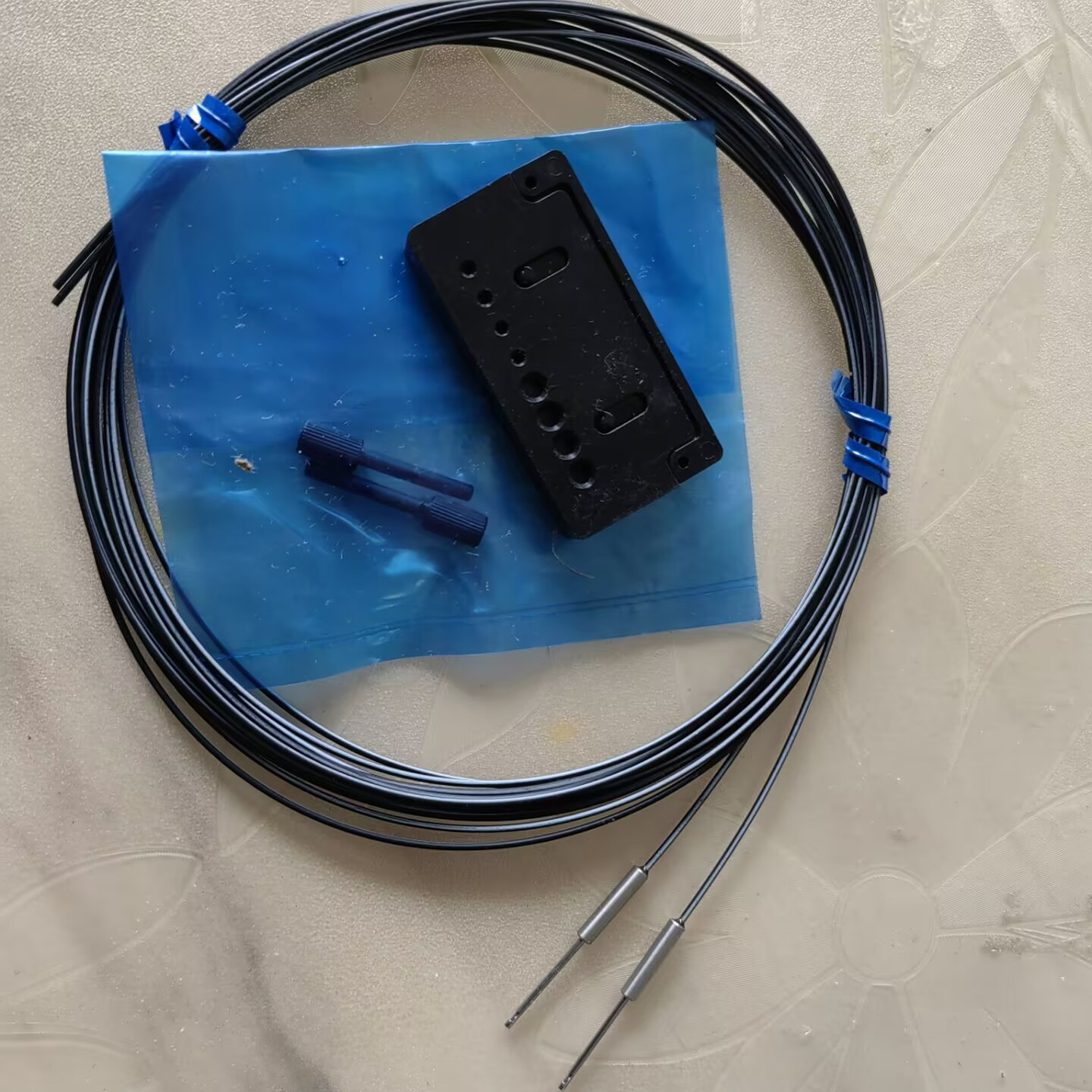 议价山武光纤传感器 HPF-T007 HPF-S287-B HPF-T043全新原装正品图片