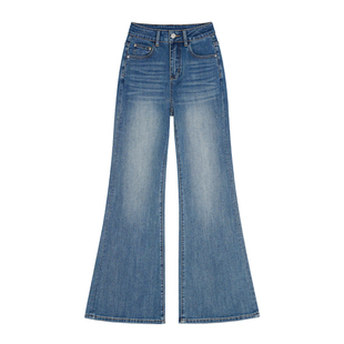 王家有鱼2026年早春新款复古蓝不贴腿微喇裤中高腰显瘦牛仔裤女款