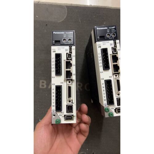 可维修议价  控制器A6100W200W驱动器MADLT05BFMADLT15BFMADLN05B