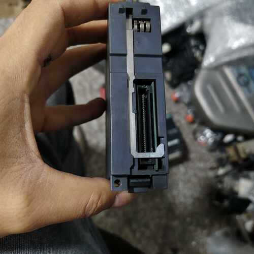 议价三菱MITSUBISHI Q01CPU模块