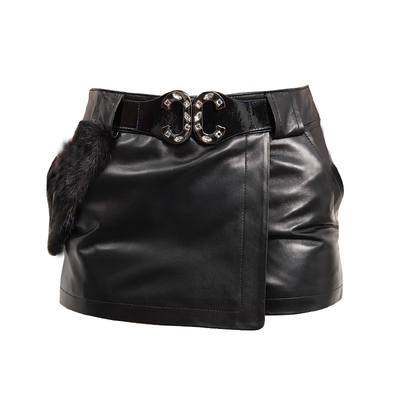 包臀欧韩中腰短裤皮裤裙裤女