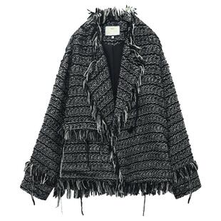 COCOBELLA小香风亮丝珠片花式纱手工流苏外套廓形毛呢外套SC3006