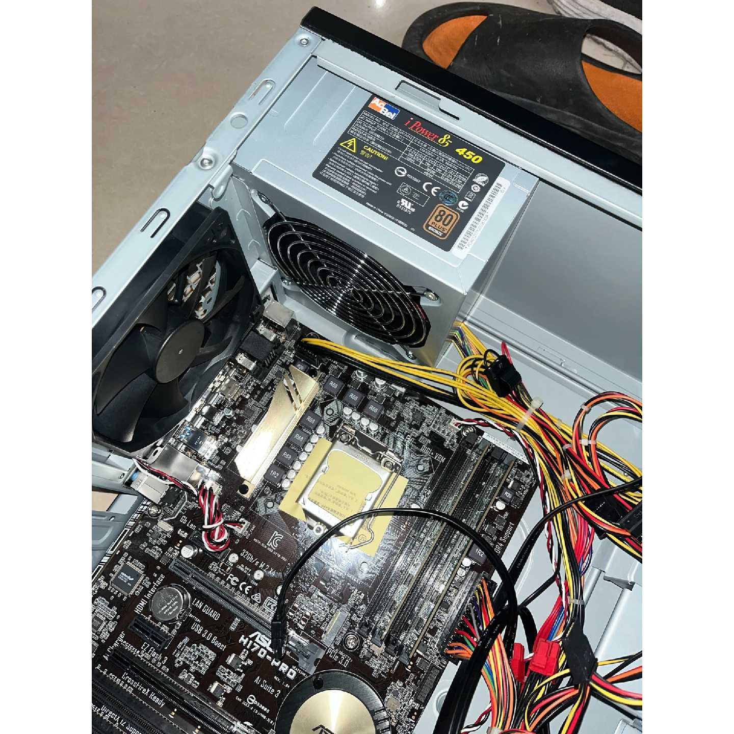 议价出2张华硕h170proh170主板成色新豪华大板可维修