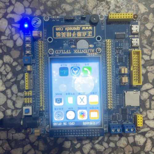 【维修议价】正点原子STM32F103开发板通电开机实物如图屏幕进水