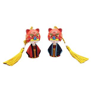 虎妞交通卡吉祥物卡通国风车载摆件新年礼物送礼