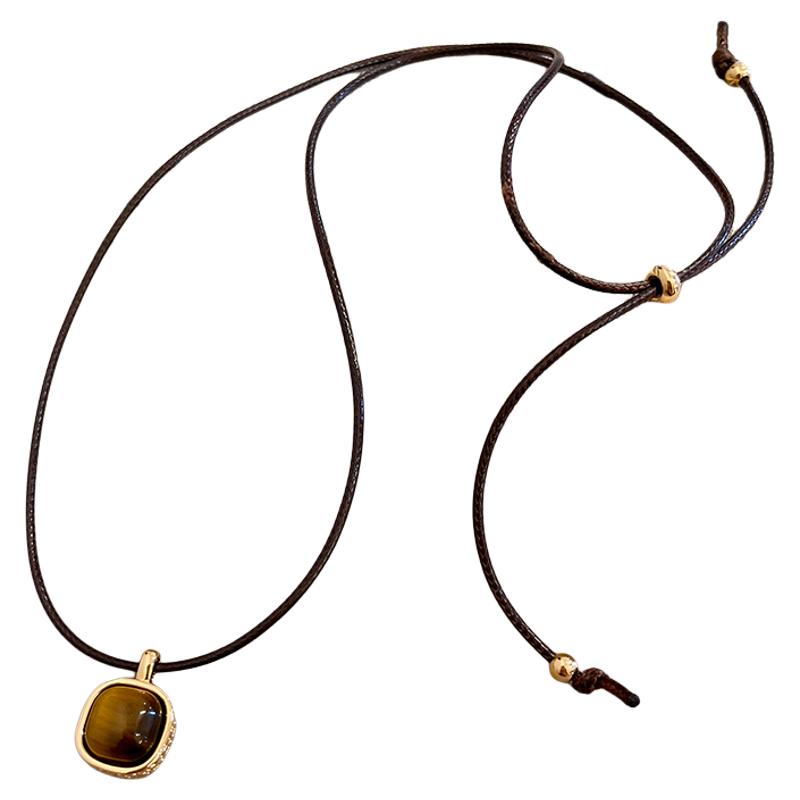 美拉德虎眼石吊坠黑皮绳项链女2025新款毛衣链高级感轻奢小众颈链