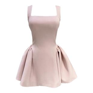 bear熊熊屋【贝微微】清纯甜美千金风立体X腰方领收褶伞摆连衣裙