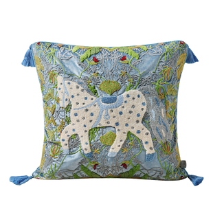 赛波斯逐梦小马重工刺绣丝绒抱枕沙发靠枕轻奢高级感腰靠马年新款