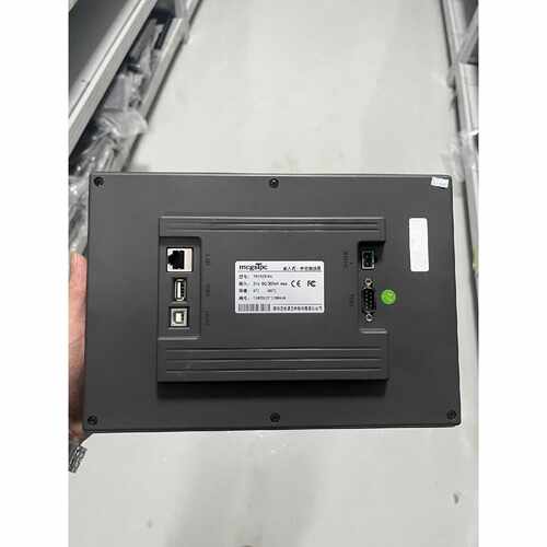 溢价-昆仑通态触摸屏TPC1031Kt