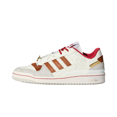 adidas三叶草马年限定板鞋