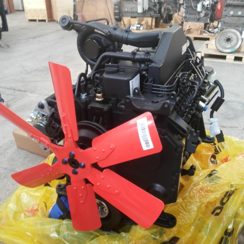 康明斯柴油发动机6BTA5.9-C215，六缸四冲程