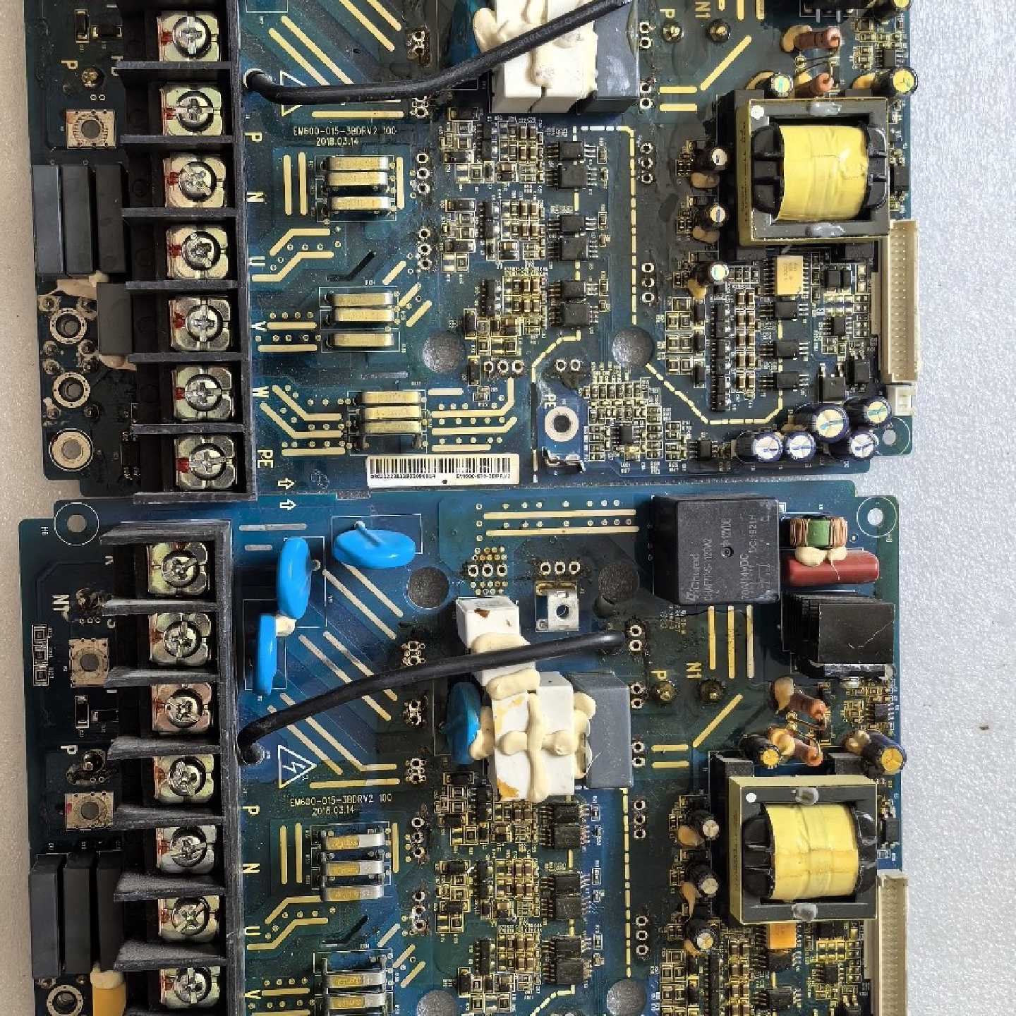EM600-015-3BDRV2  变频器电源驱动板，实物图图片