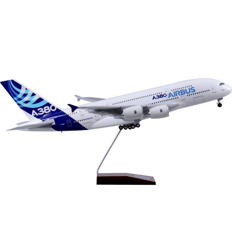 南方航空带轮子45厘米飞机模型