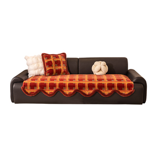 新年氛围感毛绒异形沙发垫2026冬季新款红色喜庆固定防滑坐垫子