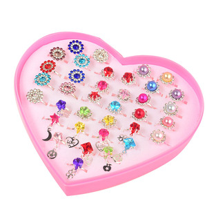 儿童戒指公主儿童水晶宝石吊坠女孩可爱卡通饰品礼盒女童钻石戒指