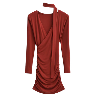 性感褶皱收腰系脖飘带包臀连衣裙