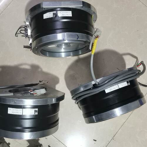 拆机横河DD马达DM1A-050G -1D2A4S2-031