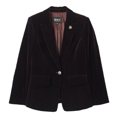 赢智尚安可拉红霜绒西装