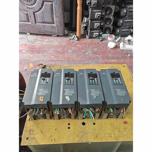 询价众辰变频器HCA43P7K，3.7KW 380V，三相