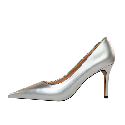 女单鞋亮面漆皮宴会性感细跟