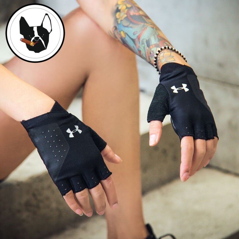 UA 女子运动健身器械训练防滑手套半指耐磨透气在类目 运动包/户外包/配件, 手套中 - 来自Buy2taobao.com提供专业的淘宝代购服务