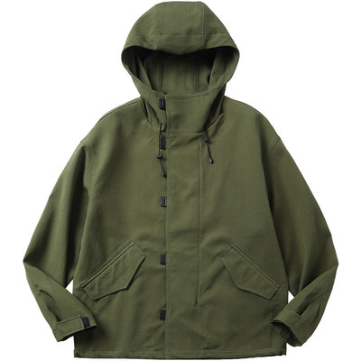 微皱肌理面料连帽夹克