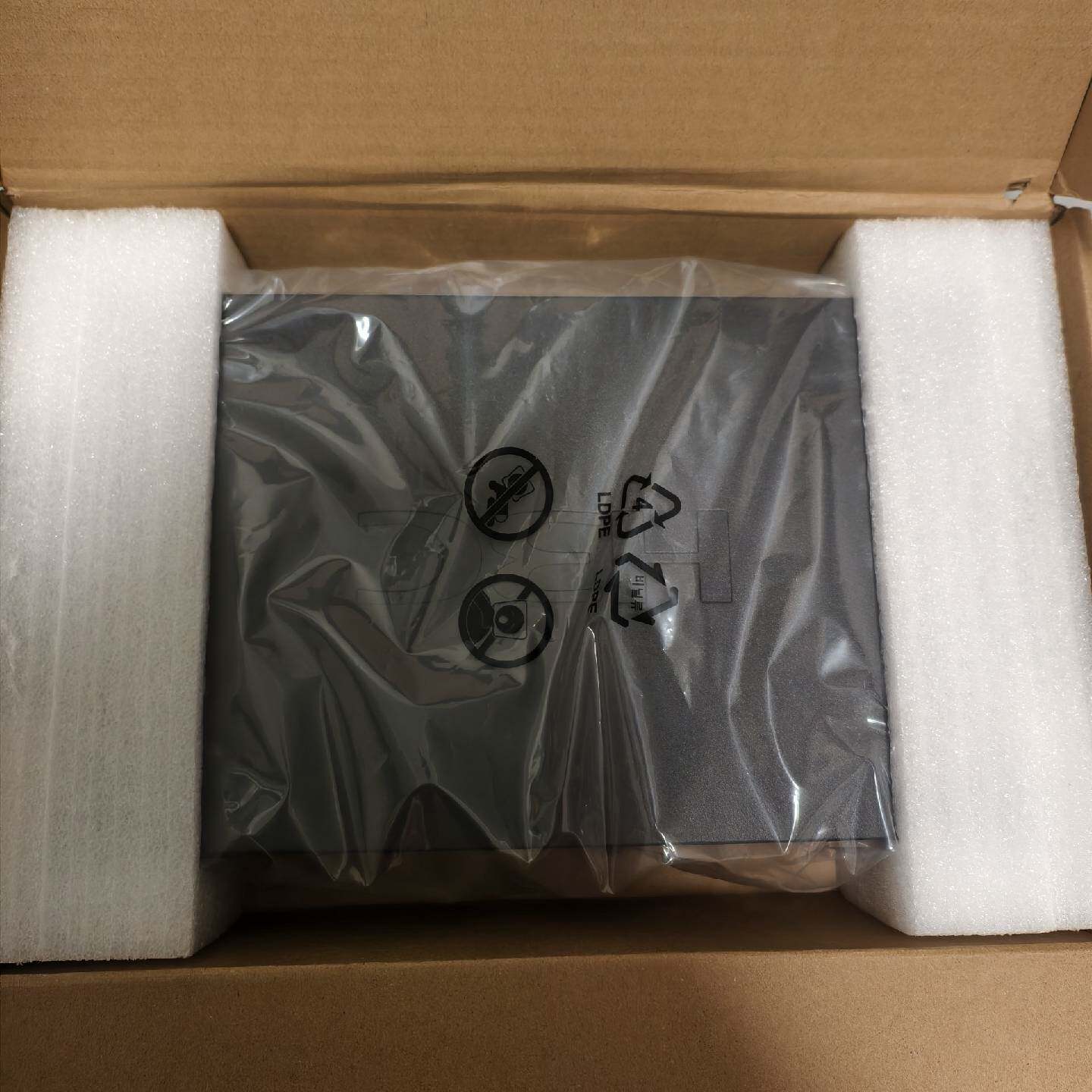 议价，ini交换机，原装未拆封，带包装盒。千兆以太网， 性能稳定