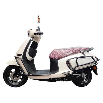 适用于铃木US125T摩托车前后护杠防摔防撞排气护杠前货架改装配件