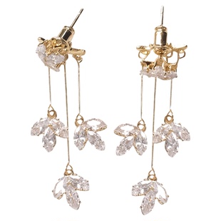 「知更鸟」散落的星 复古法式精致气质轻奢闪耀锆石树叶耳钉耳饰