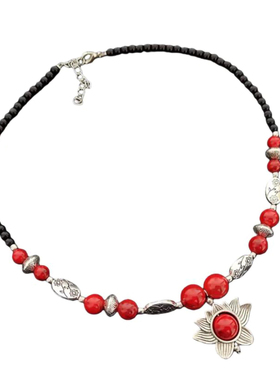 短款项链藏银莲花配饰锁骨链