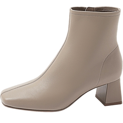 康莉时装周同款羊皮粗跟短靴女