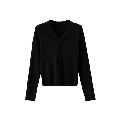 晚白新款黑色针织衫女毛衣