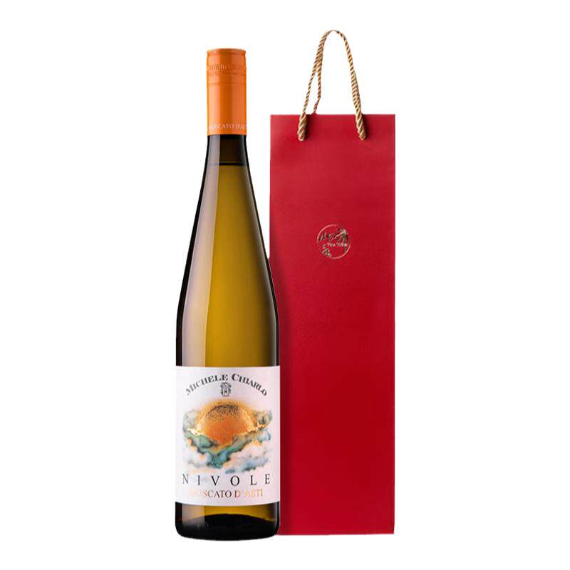 迈克基阿罗山中云莫斯卡托起泡酒