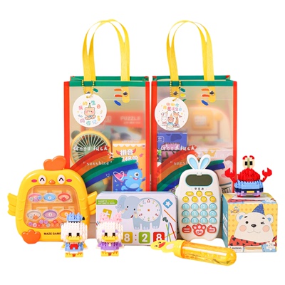 2026新年幼儿园小孩生日礼物