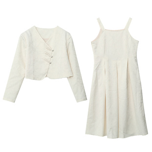 2026春款胖莹莹大码女装240斤新中式复古盘扣长袖时髦连衣裙套装