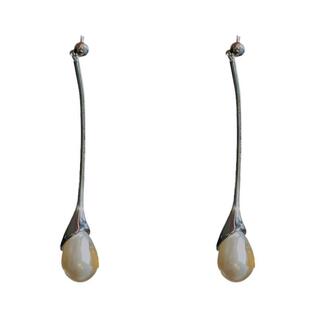 海芋恋 马蹄莲花朵长耳环线条极简气质珍珠耳钉无耳洞耳夹女高级