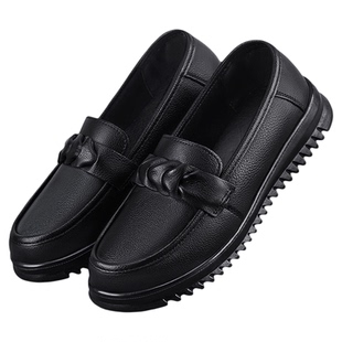 厨房厨师防滑鞋女2026新款软底皮鞋肯德基工作鞋脚防水防油妈妈鞋