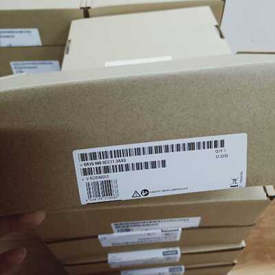 议价西门子6AV6648-0CC11-3AX0全新原装 SMART 700 IE V3 触摸屏