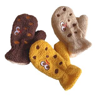 细细条 毛绒手套女秋冬保暖骑车防寒创意可爱曲奇挂脖连指手套ins