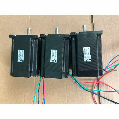 询价下单【特价处理】雷赛D57CM31X步进电机，现货三台，成色几乎