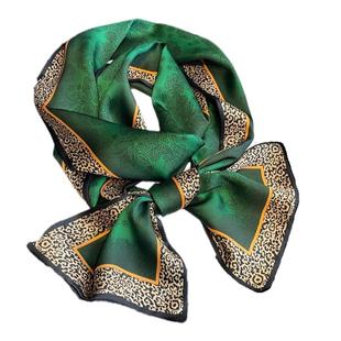 绿色丝巾女2025新款百搭装饰小长条领巾薄围脖洋气时尚妈妈围巾