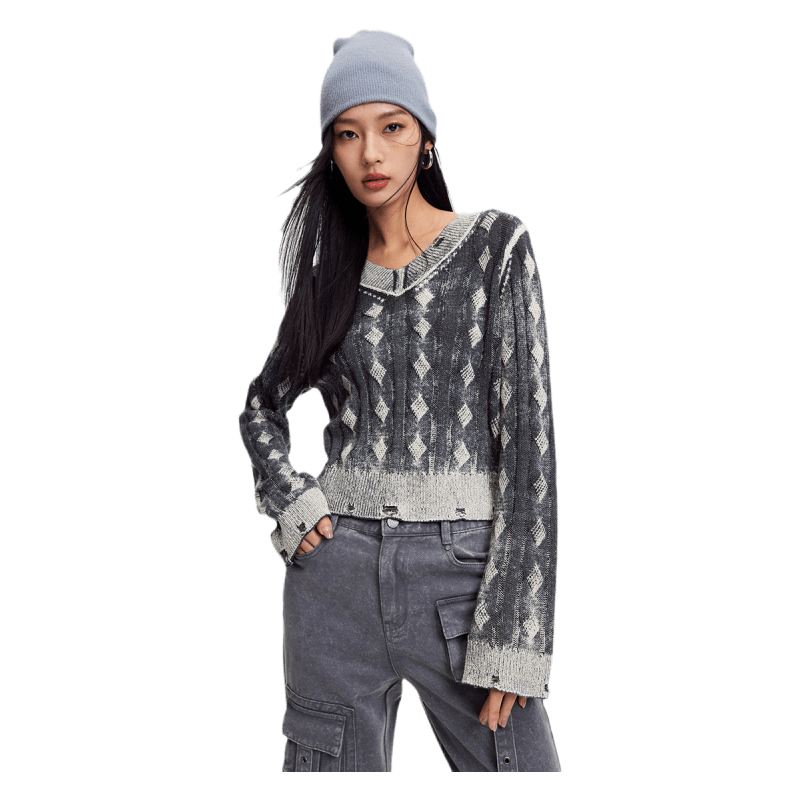 ONLY秋季设计感百搭做旧绞花螺纹V领针织衫女|124113035