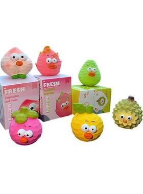 2024年新款原创木雕风原创可爱水果高档车载摆件车内装饰用品大全