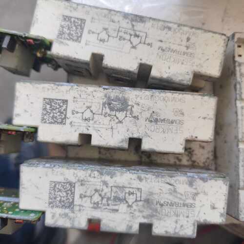 议价西门康SEMIKRON IGBT模块SKM100GB12T4维修