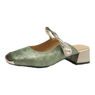 品牌国风新中式一字半拖2026夏季新款配裙子仙女包头时尚粗跟凉拖