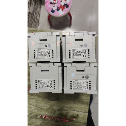 FX5U80MTES成色充新功能包好顺丰包邮20年产